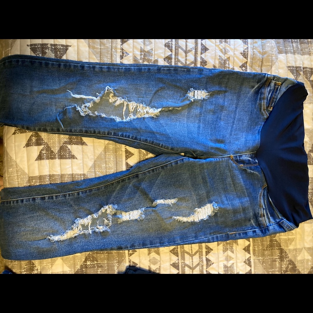 S.O.N.G. Maternity Distressed Skinny Jeans